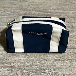 L'OCCITANE Navy Blue and Off-White Toiletry Bag
